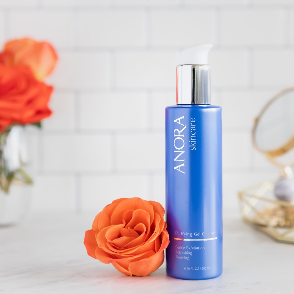 NWT Anora Skincare Purifying Gentle Exfoliating Gel Cleanser